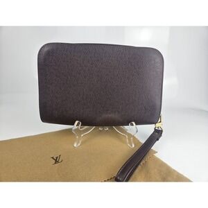 Louis Vuitton Taiga Leather Wrist Bag Wristlet in Plum w/Dustbag
